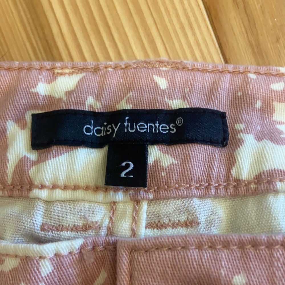 Patterned Jeans - Picture 5 of 5